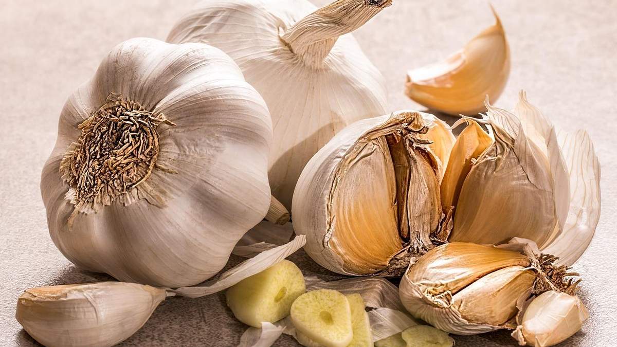 Часник як сміття: щороку продукції викидають на 4,5 мільярди гривень Часник як сміття: щороку продукції викидають на 4,5 мільярди гривень