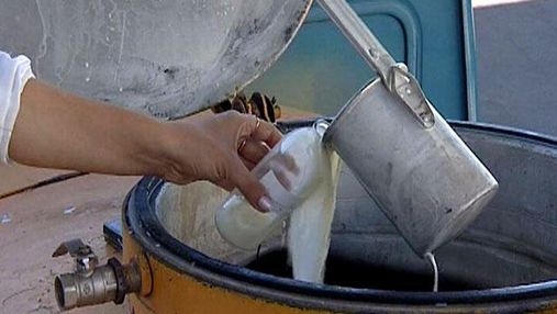 Обсяги виробництва молока в Україні у 2012 році склали 8,5 млн тонн