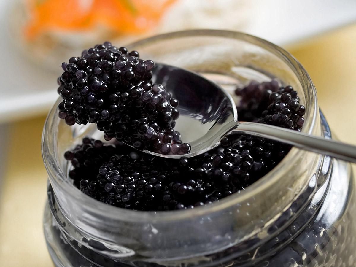 Україна імпортує чорну ікру Україна імпортує чорну ікру