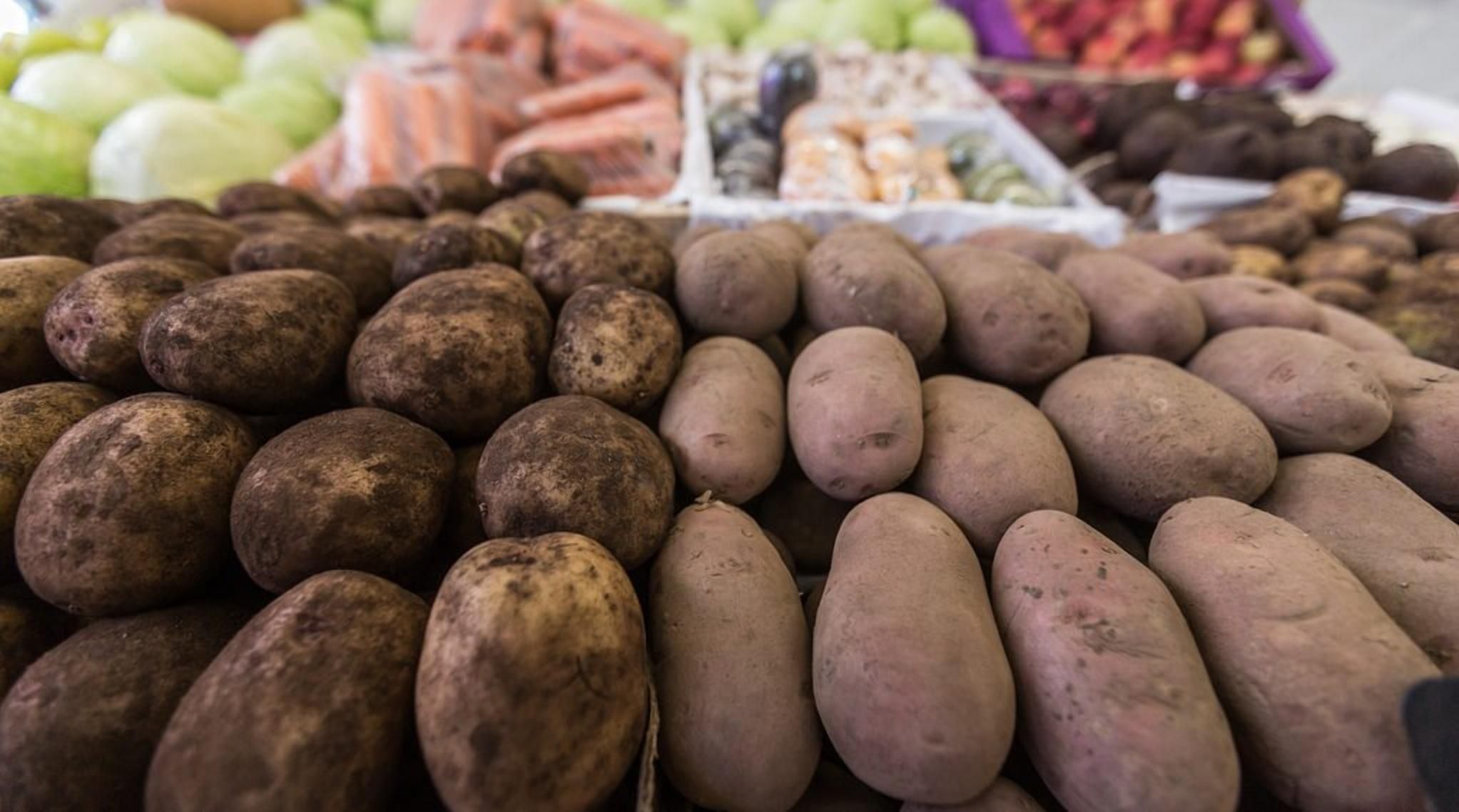 Украинские супермаркеты продают литовский картофель