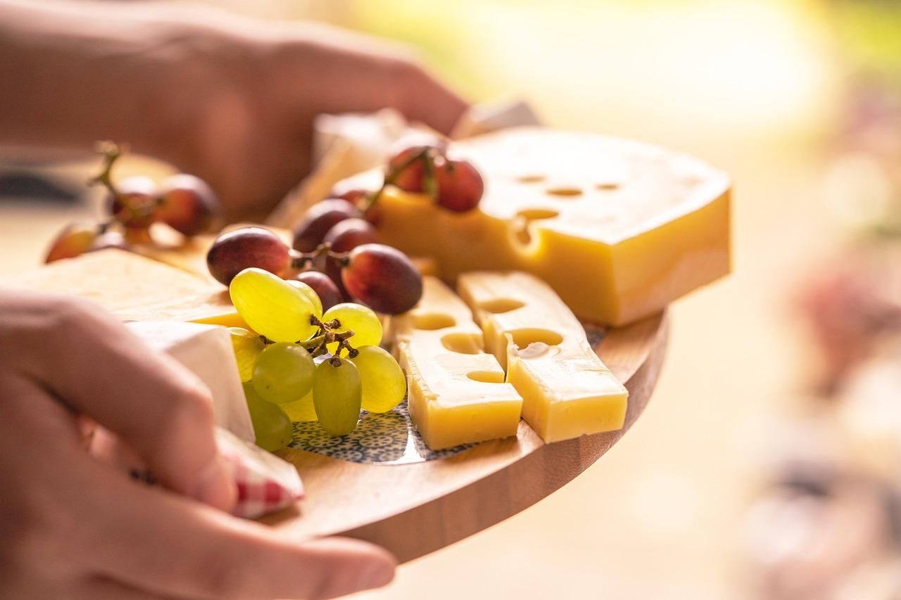 Україна збільшила імпорт сиру
