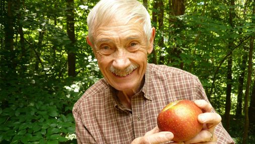 Пенсионер из США спас от вымирания более чем 1 200 уникальных сортов яблок
