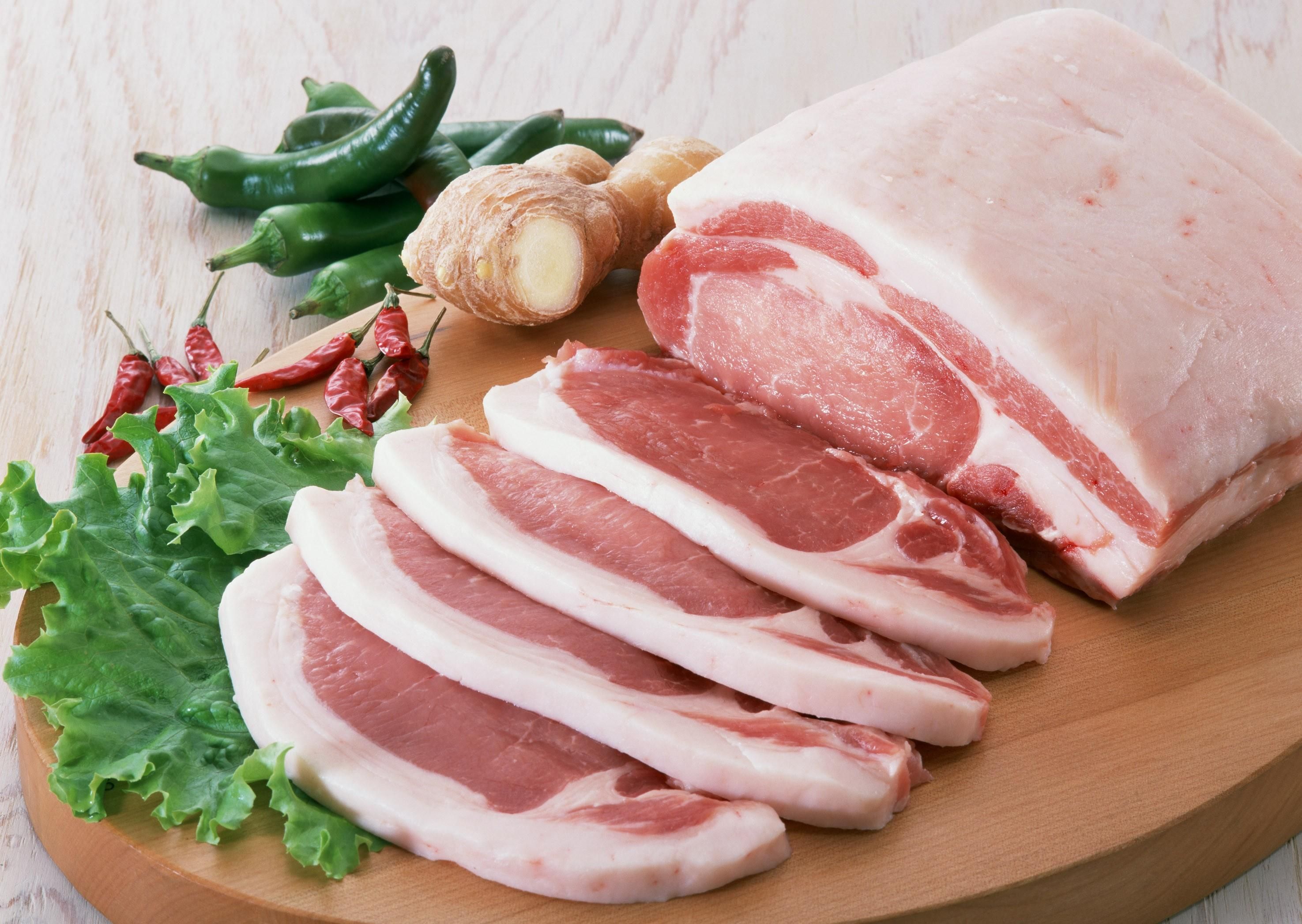 Африканська чума свиней: Україна обмежить імпорт м'яса з Польщі - Агро