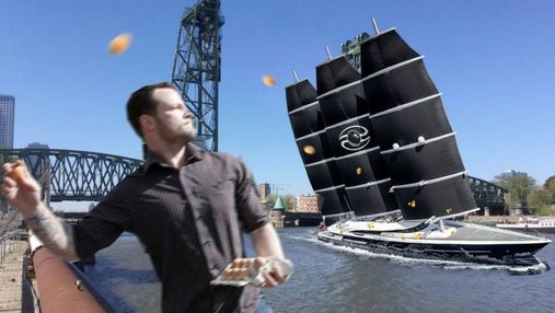 "Не без боя": жители Нидерландов обещают забросать тухлыми яйцами новую яхту Джеффа Безоса