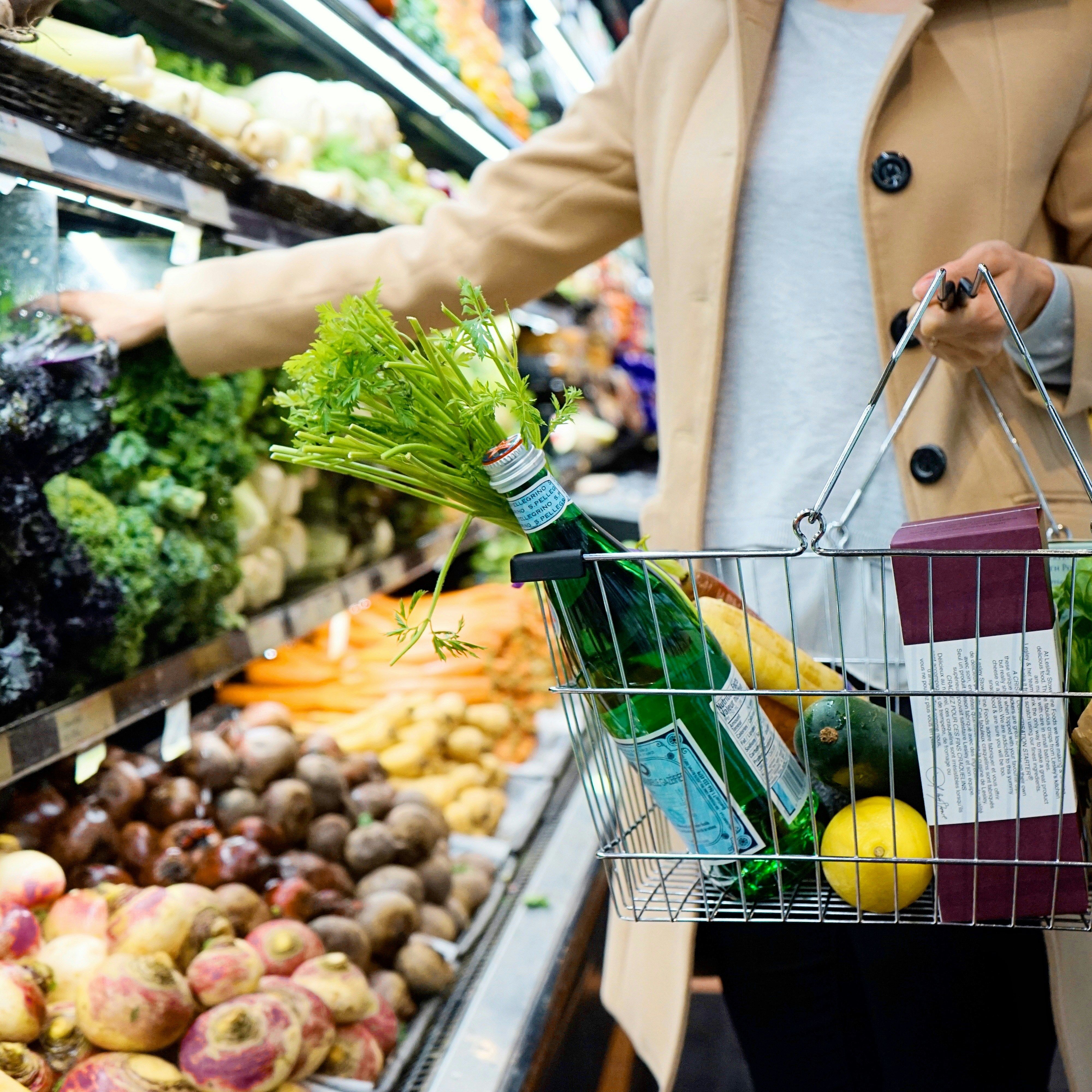 Продукти в Україні здорожчають - як вплине новий тариф на світло на вартість продуктів